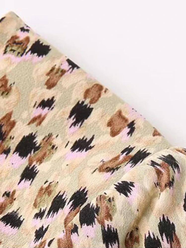 ヨーロッパとアメリカンスタイルの秋の新しい花柄不規則なプリーツ半袖ドレス女性のためのハイウエストデザインニッチスカート