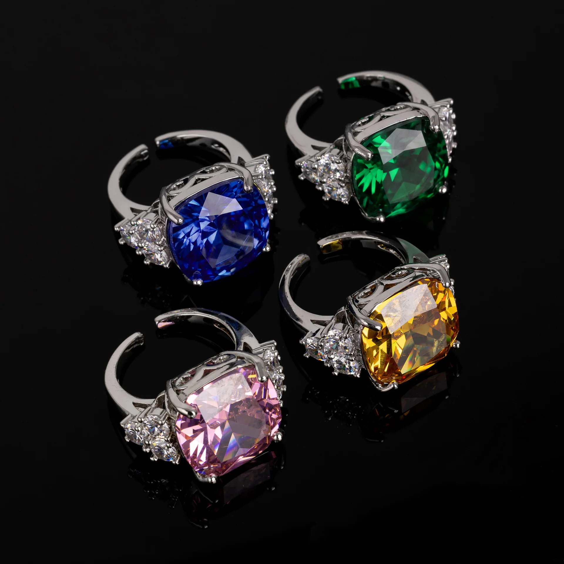 Luxury Shiny Ice‑Cut Cube Zircon Ring 18K Gold Plated Colorful Gem Open‑Band Rings Ladies Exquisite Party Accessories