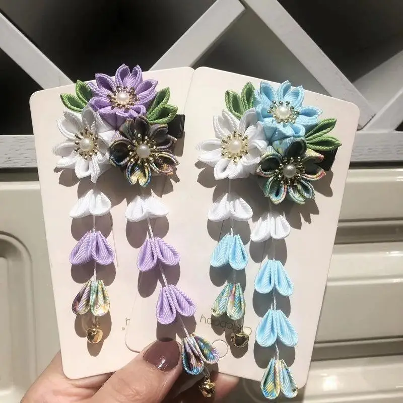 Handgefertigte Blumen-Haarspange im Antiken Stil aus Stoffmaterial Japanischer Kimono-Kopfschmuck mit Blumendesign und Süßer Quaste – Detail 4