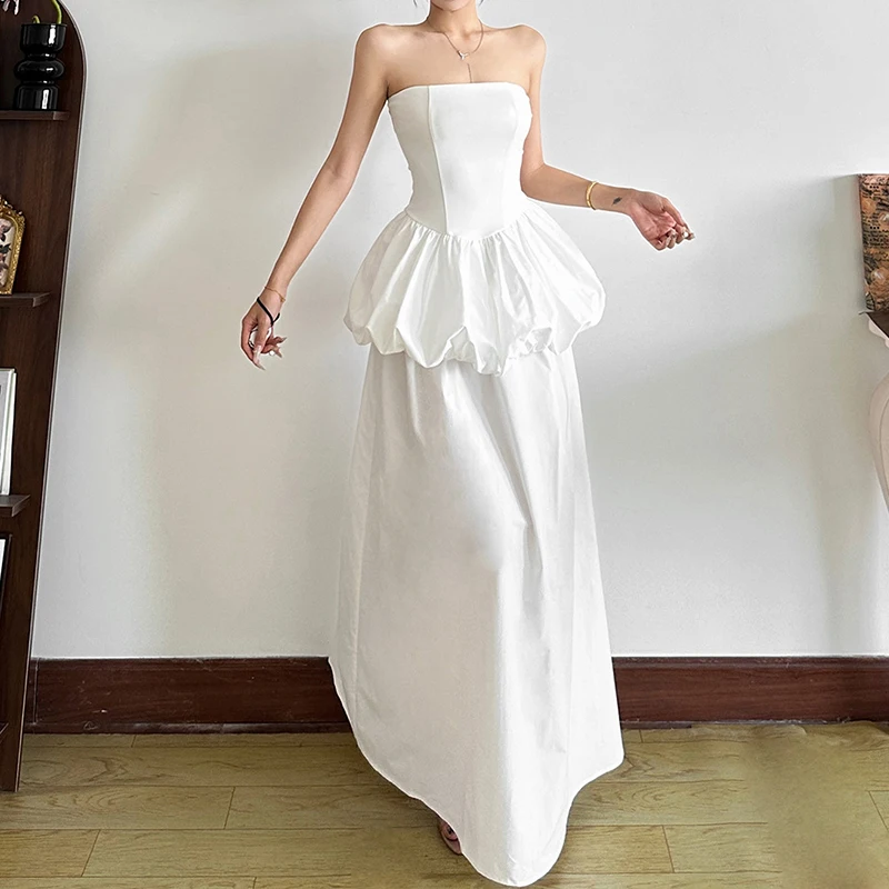 OMSJ ストラップレス バックレス ふわふわフラワーバッド シャーリングトップス + ウエストゴム付きロングスカート ファッション セクシー ソリッドカラー 2 ピース ストリート衣装