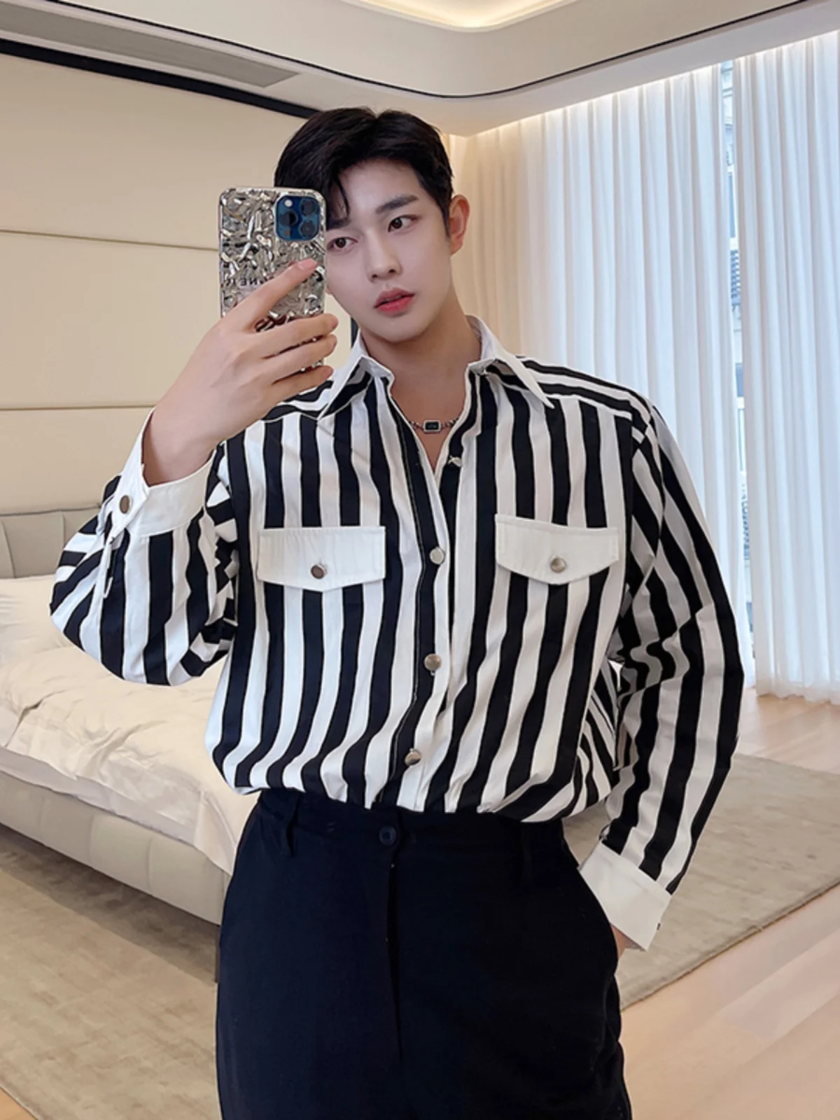 

Advanced Black White Striped Men's Long Sleeve Casual Shirt Stylish Drape Korean Version Fashionable Hair Stylist Trendy