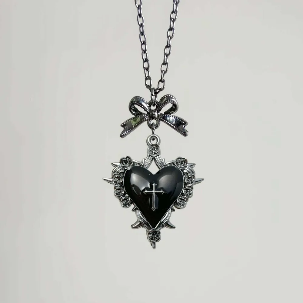 Retro Gothic Red Heart Bow Rose Carving Cross Pendant Necklace for Women Daily Layering Halloween Costume Jewelry Accessories