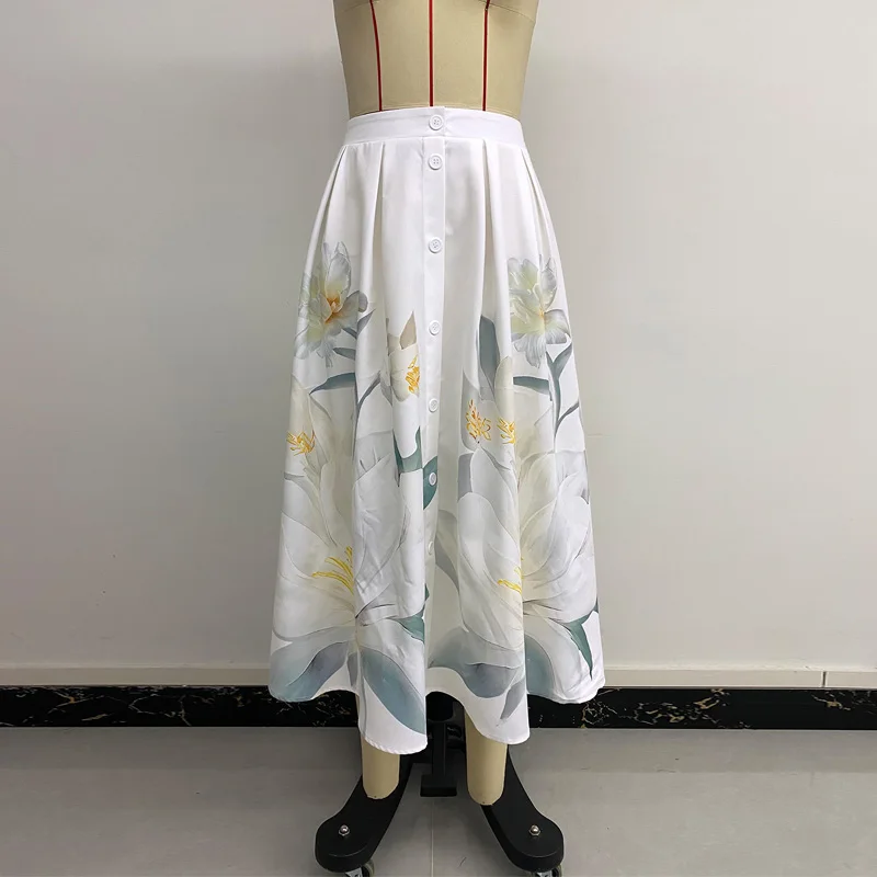 Benuynffy عطلة الجبهة زر زهرة طباعة تنورة المرأة 2025 الصيف عالية مرونة الخصر ألف خط التنانير الطويلة غير رسمية الإناث