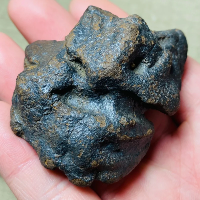 Natural Black Stone with Human Face Pattern - Rare Raw Mineral Specimen Collectible Decor Stone