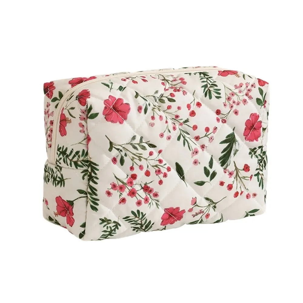 Portable Quilted Makeup Bag Flower Printed Large Capacity Cosmetic Pouch Lightweight Data Cable Storage Bag for Women