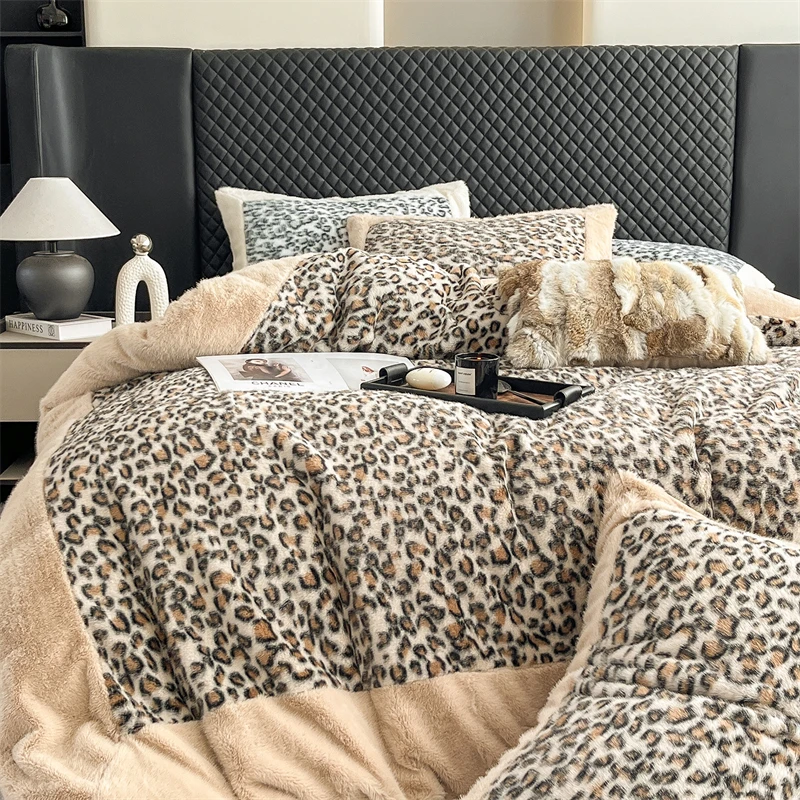 Faux Fur Leopard Print Luxury Bedding Set Velvet Warm Winter Short Plush Duvet Cover Flat/Fitted Bed Sheet Pillowcases 4Pcs