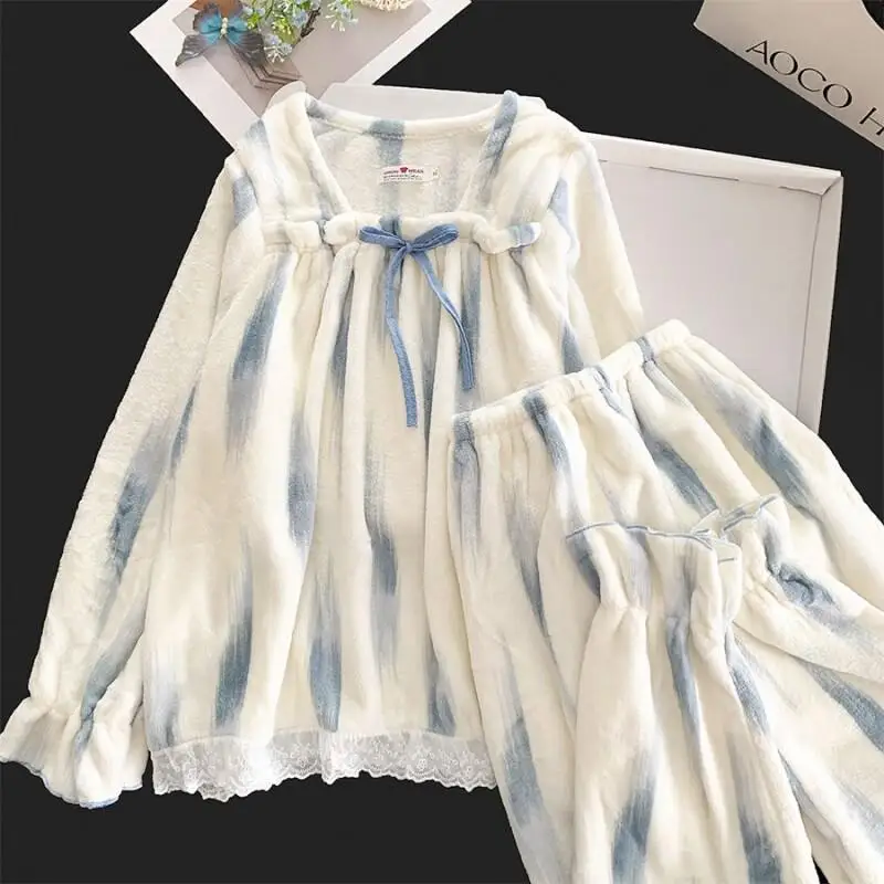 

Sweet and Cute Flannel Home Suit Set Thickened Warm Princess Style Sexy Pajama Winter Coral Fleece Pajamas for Women