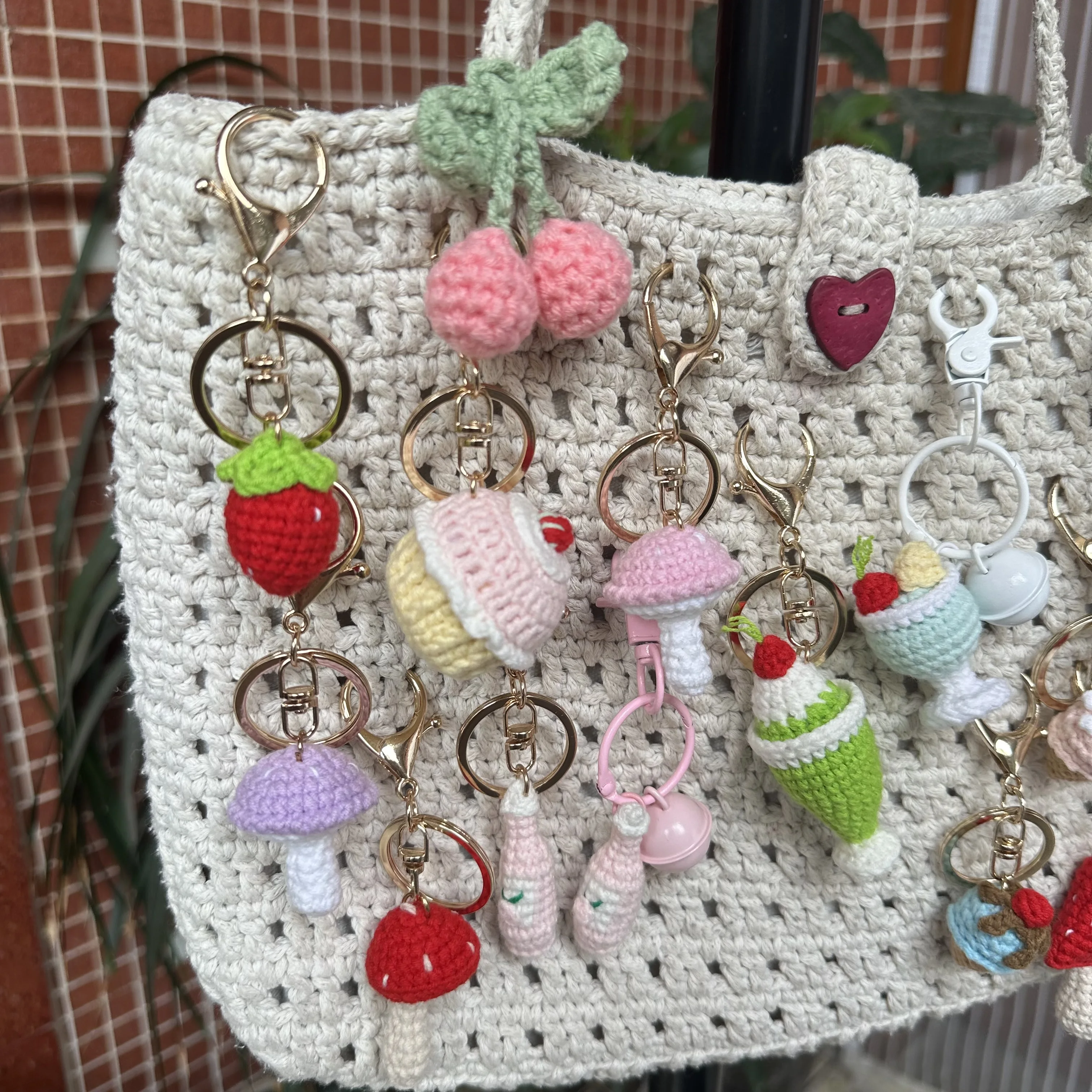 Finished Mini Cake Series Crochet Food Keychain For Car Key Accessories Cartoon Soda Ice Cream Keyrings Knitted Accessories 2025