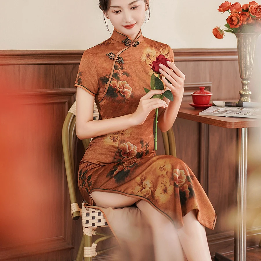 Large Size 4Xl 4Xl 5Xl Chinese Qipao Cheongsam Woman Chinese Traditional Dress Floral Print Slitting Hem Bodycon Sexy Vestidos