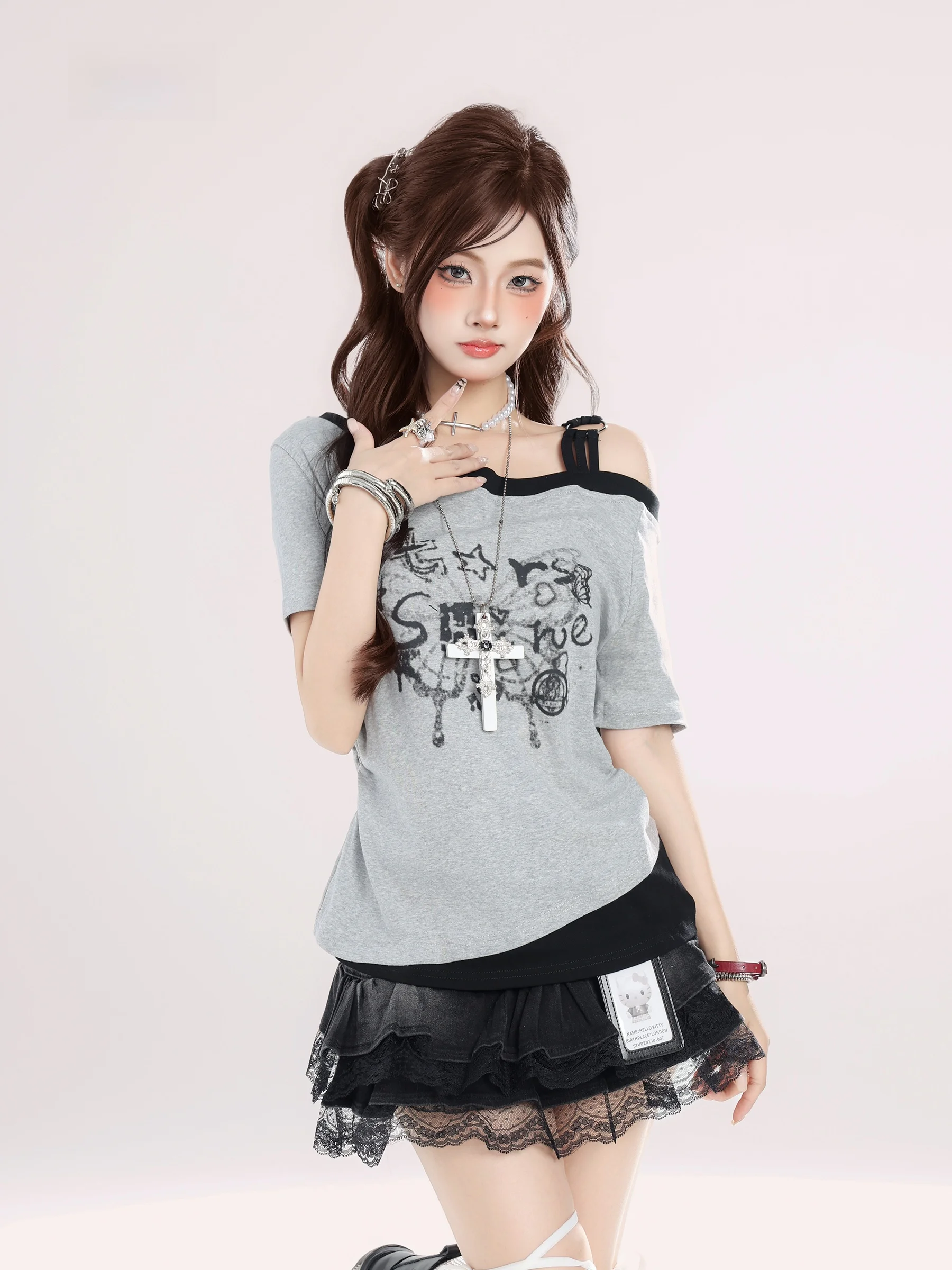 

Женская футболка HM Sweet Cool с буквенным принтом, приталенная, летняя, новая, с открытыми плечами, укороченная