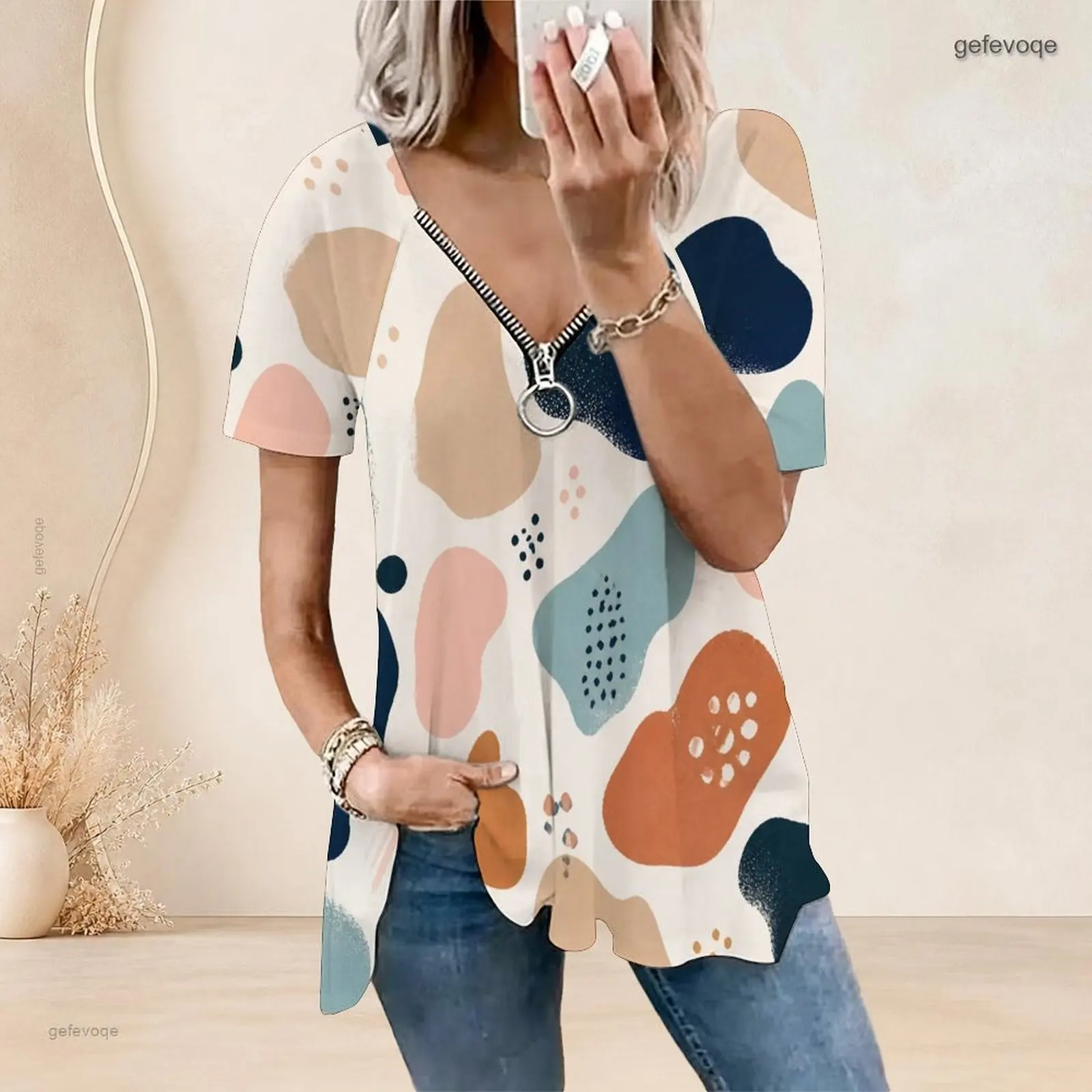 V Neck Ring Zip Short Sleeve Curved Hem Loose Fit Printed Top for Women