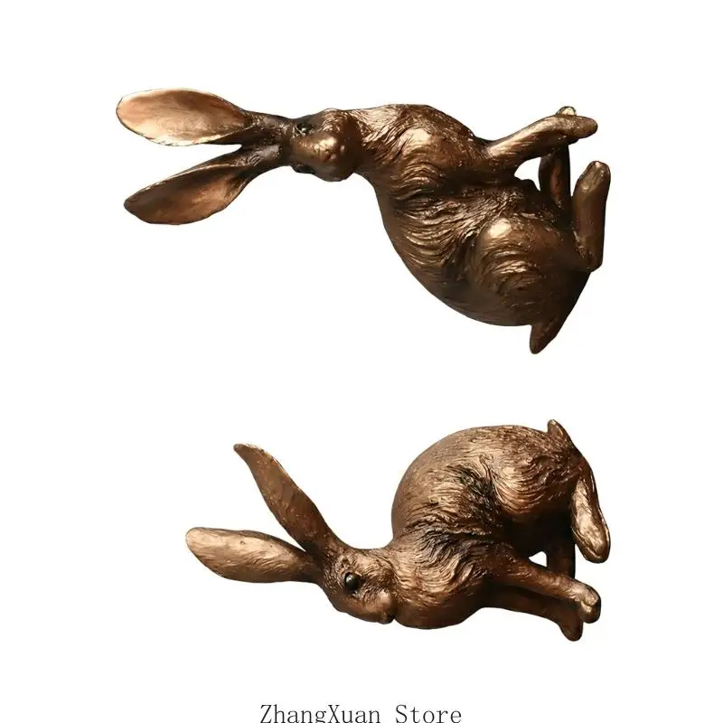 Süße Kaninchenskulptur mit langen Ohren schafft Komfort in jedem Raum. Schönes saisonales Geschenk. 3 x – Detail 3