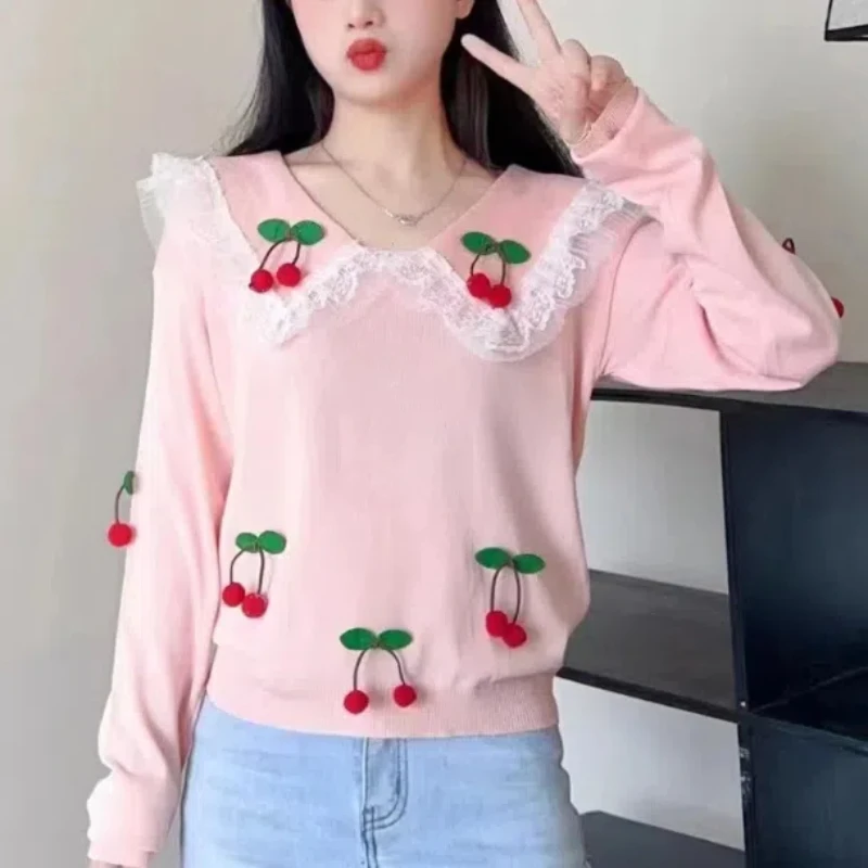 Doll Collar Slim Fit Versatile 2024 Spring and Autumn New Item Splicing V-neck Lace Fashion Casual Long Sleeved Knitted Top