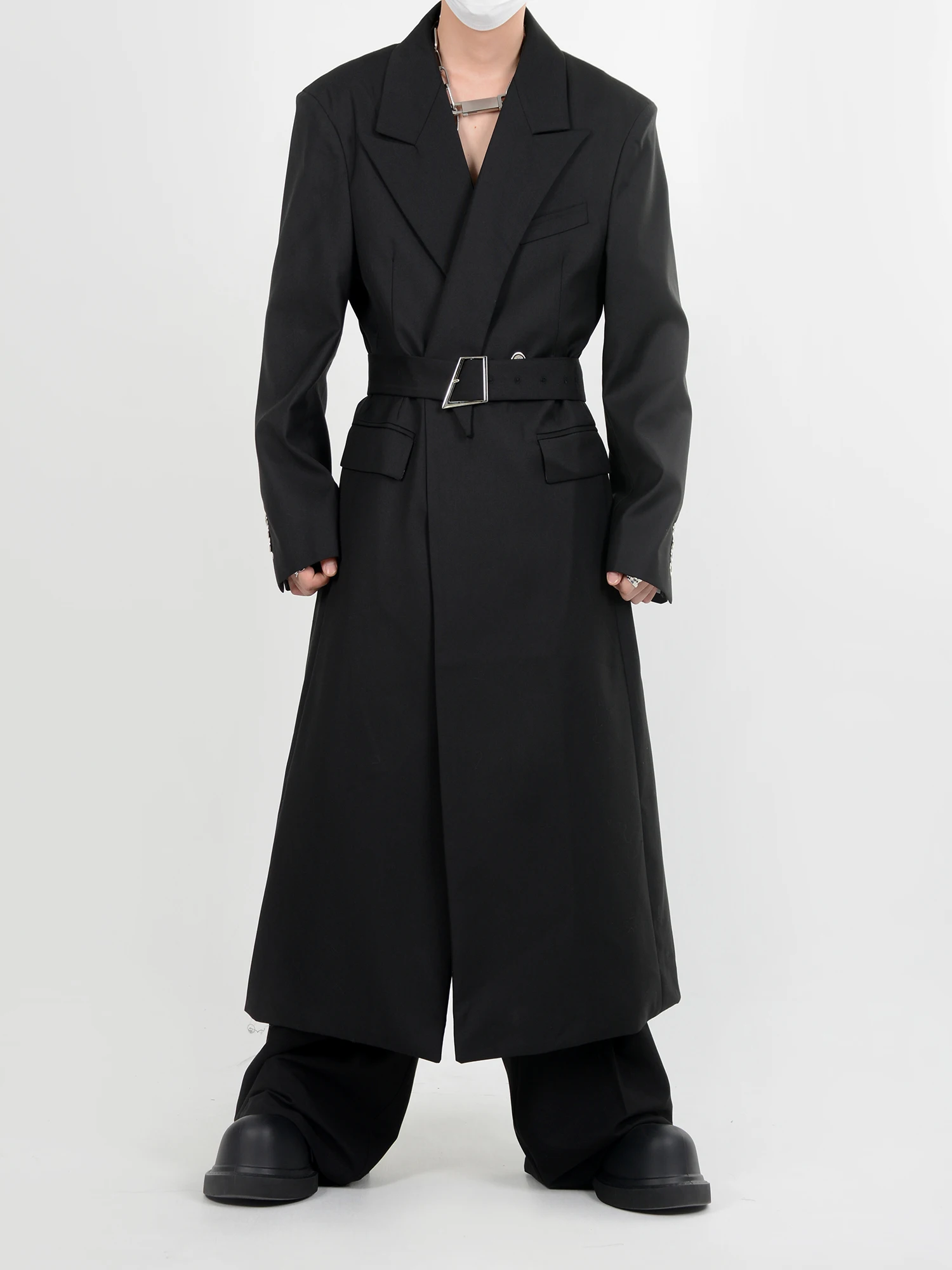 

Dark Avant-Garde Style Clothes Deconstruction Shoulder Pads Suit Coat Men Loose Waist Trench Coat Long