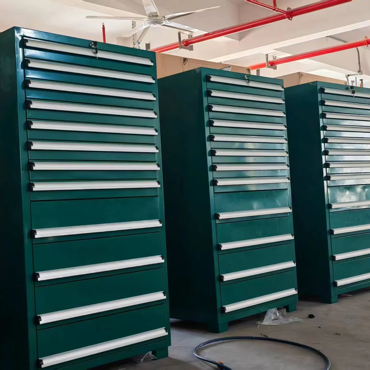 a forMobile Workshop Tool Cabinet Trolley 12-Layer SPCC Steel Heavy-Duty Cart with Lockable Casters 150kg Load Capacity