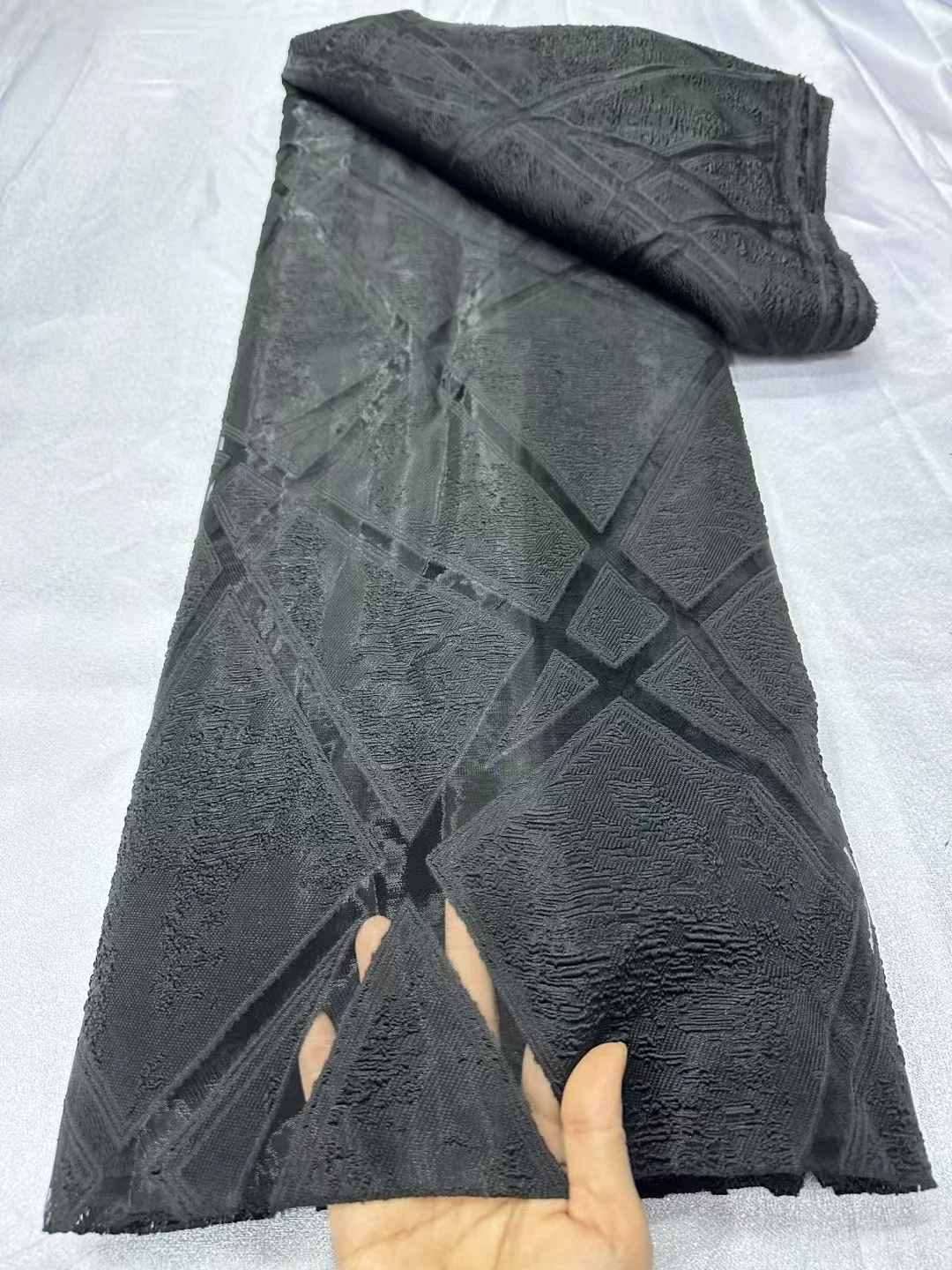 

New Design Classical Black Soft Jacquard Brocade Nigerian Lace Fabric 2025 Damask French African Lace Fabric For Dress LCW2513