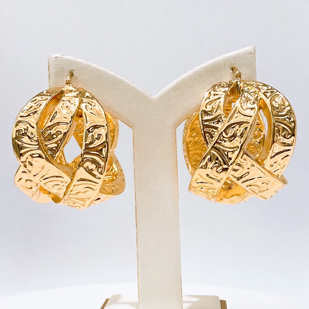 TrendY Chunky Hoop Earrings Gold Plated Embossed Scroll Twisted Huggie Ear Jewelry for Women Club Wedding Accessories EK0279
