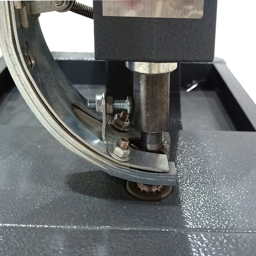 Low Factory Price Semi-Automatic Grommet Machine Buttonhole Machinery