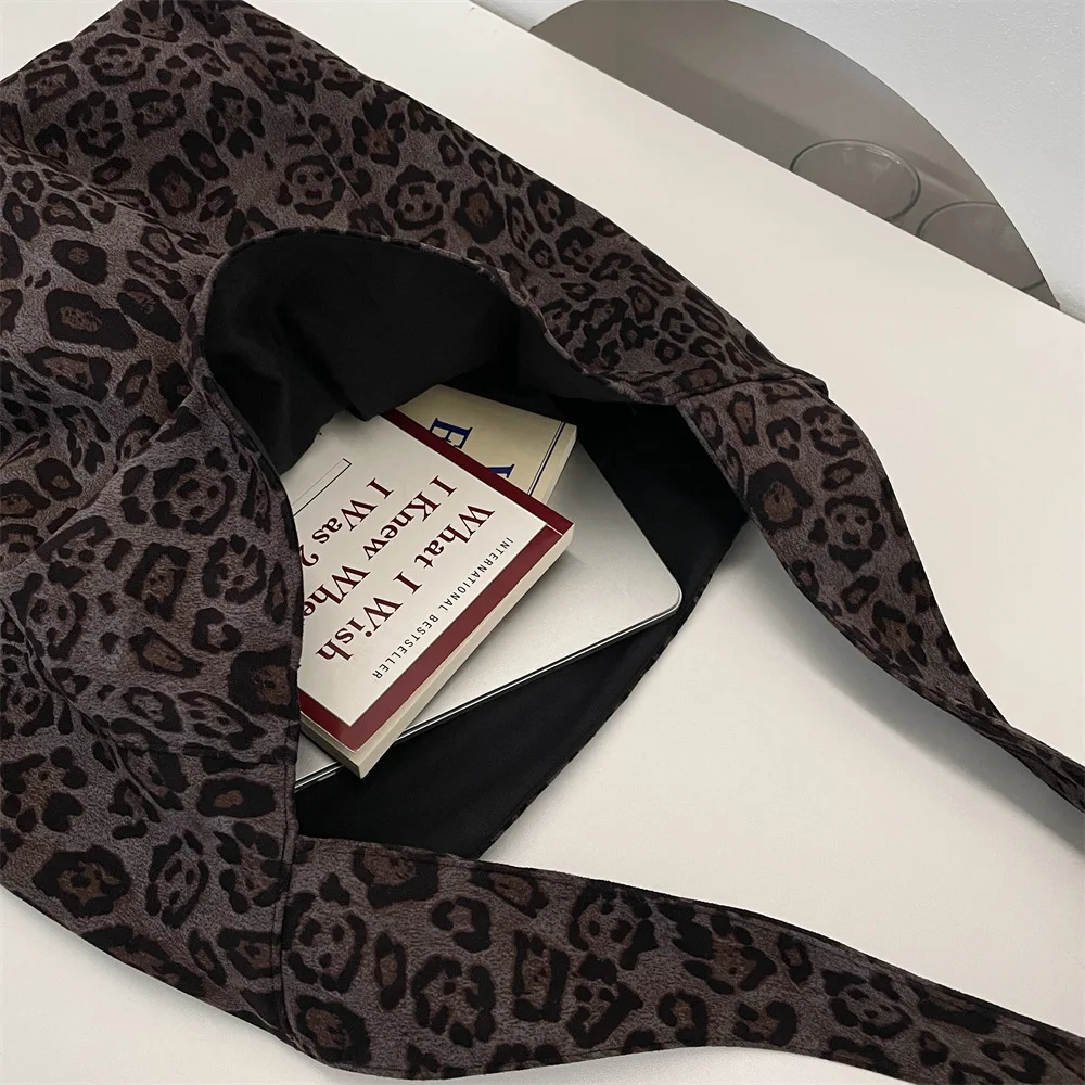 Neue 2025 Frühherbst Wildleder Leopardenmuster Schultertasche Nischen-Mode-Design Geräumige Trendige Damen-Tragetasche für Ausflüge und Einkäufe – Detail 5