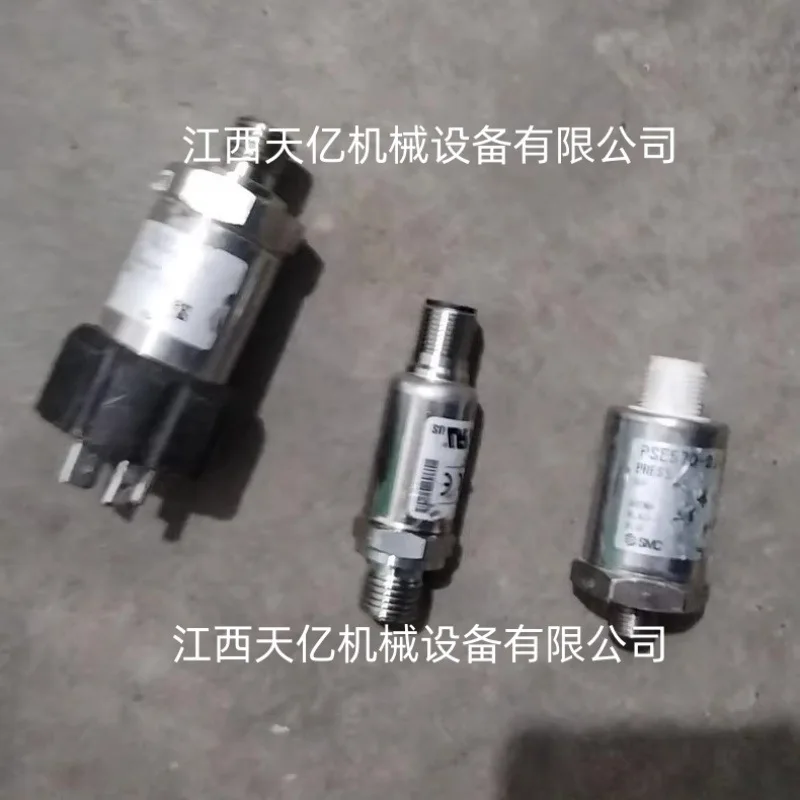 

2025 Hydac Pressure Sensor HDA4745-A-100-418 Smart Transmitter, Hydraulic System Inspection