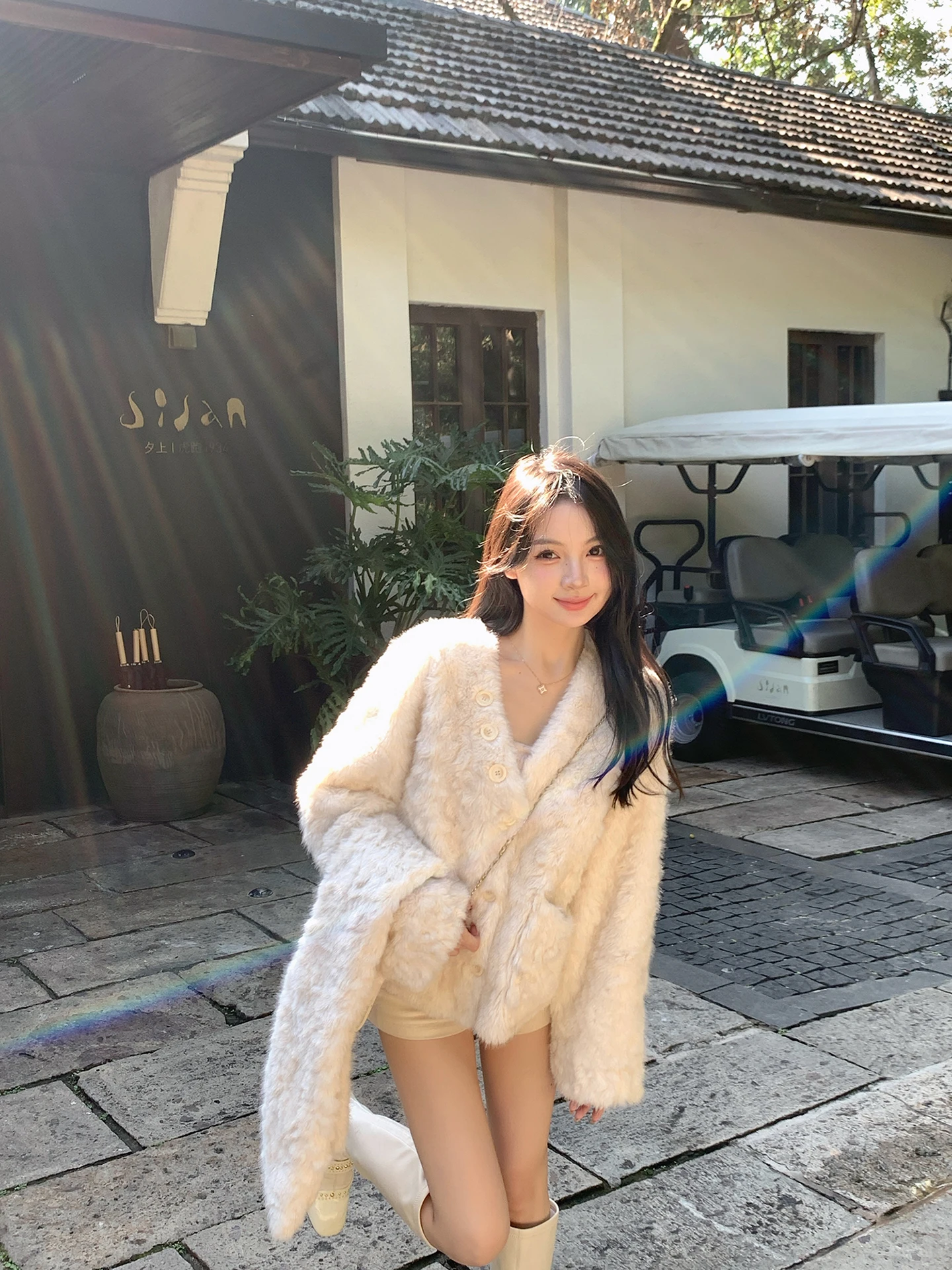 

White Lamb Fur Jaet Women's Thiened Leather Fur Inteated Lazy High-End Feelings Autumn Winter Outerwear Youth Sle