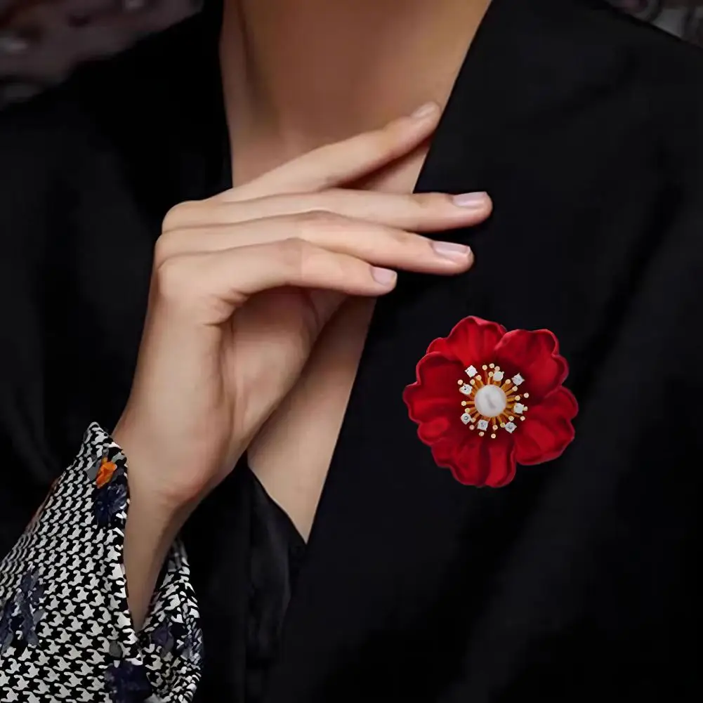 

Mother Day Red Flower Brooch with Imitation Pearl Precision Workmanship Rhinestones Inlaid Weddings Parties Daily Wear