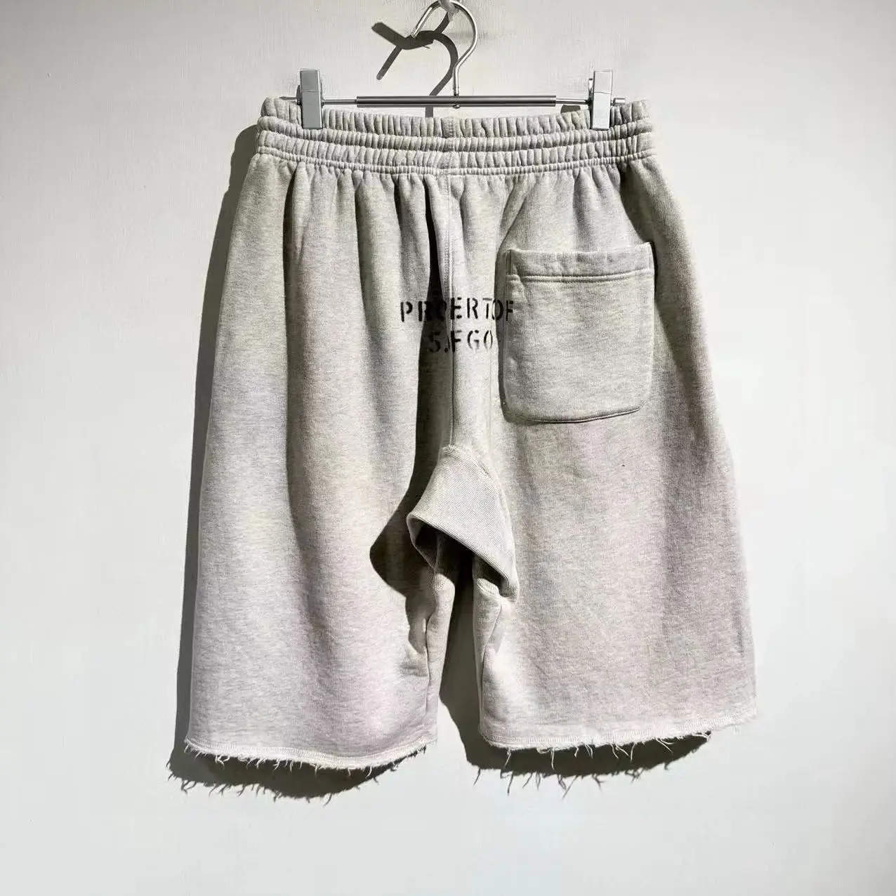 Vintage Washed Distressed Letter Graphic Sweat Shorts Unisex Raw Hem Drawstring Loose Casual Streetwear Pants