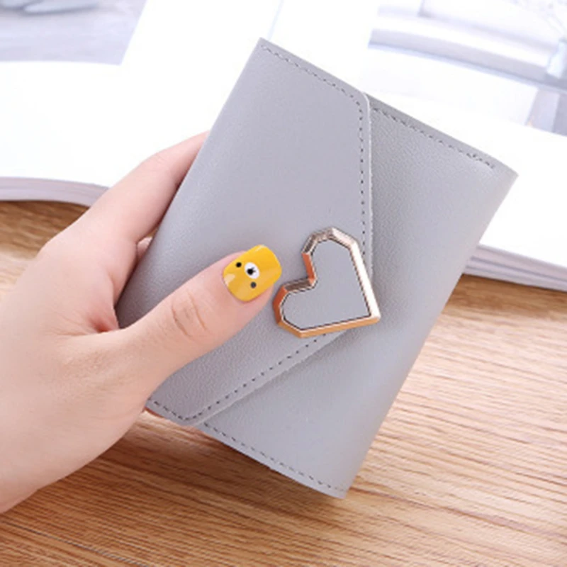 New Small Wallet Love Heart Buckle Pu Leather Short Folding Female Student Suit Cute Mini Fashion Coin Purse