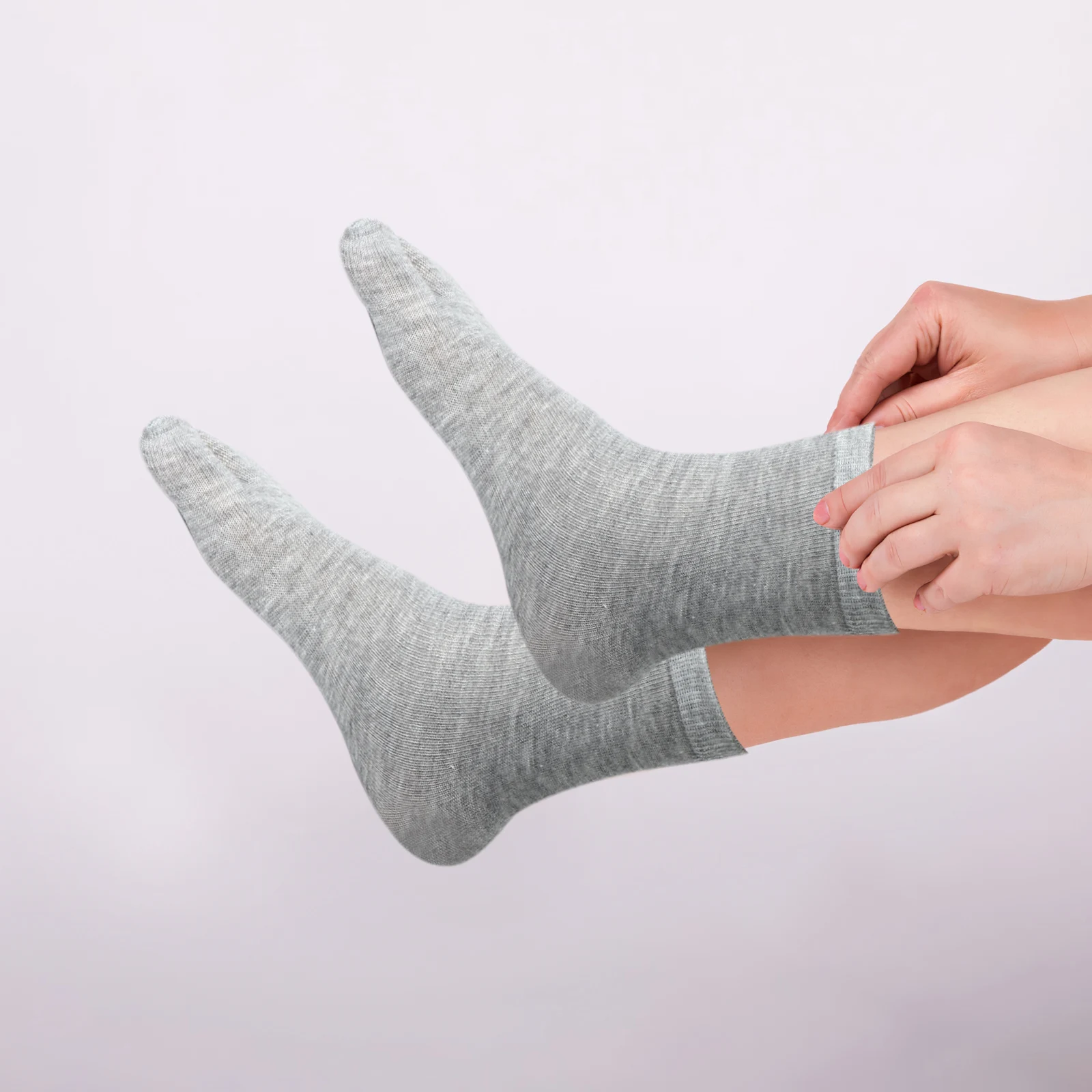 

3 Pairs Mid-calf Tabi Socks for Women Mens Black White Grey Cotton Size 25 to 95 UK Sweat Absorption Deodorization Elastic Toe