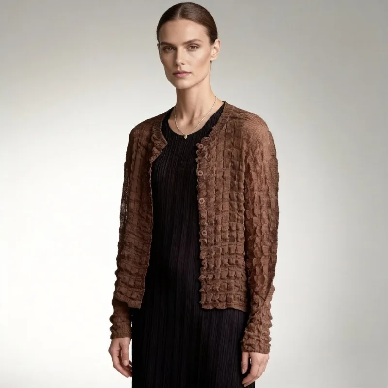 

Женская куртка Miyake класса люкс: простая, повседневная, универсальная, летняя, из шифона, легкая, с защитой от солнца, тонкая рубашка-пальто 2026