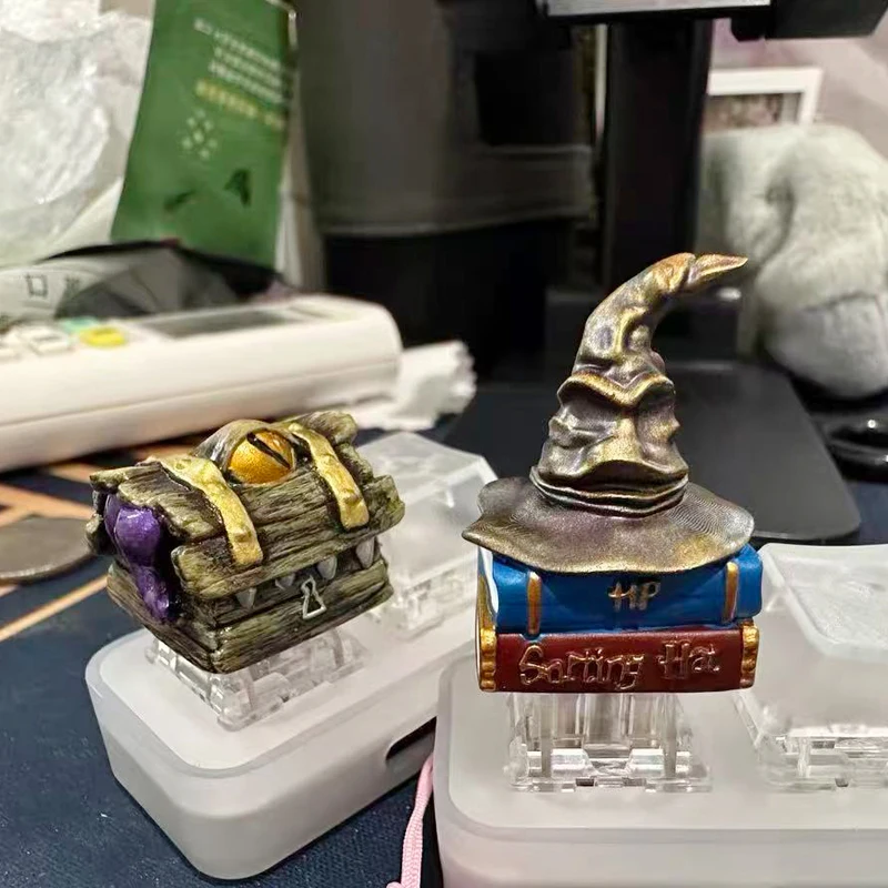 

Monster Treasure Box Keycaps 3D Keycaps Game Mechanical Keycaps Esc Personalized Creativity Handmade Personalized Resin Keycaps