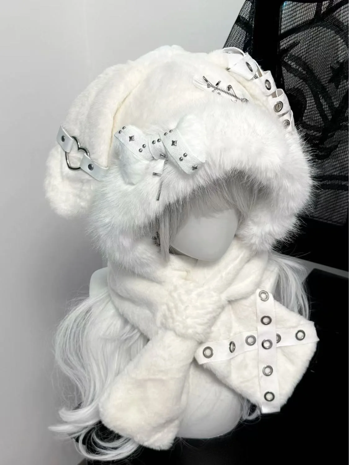 Subculture Punk Y2K Bone Winter Fluffy Ear Protectors Sweet Cute Rabbit Ears Plush Scarf Hat Outdoor Warm Cap For Women 5