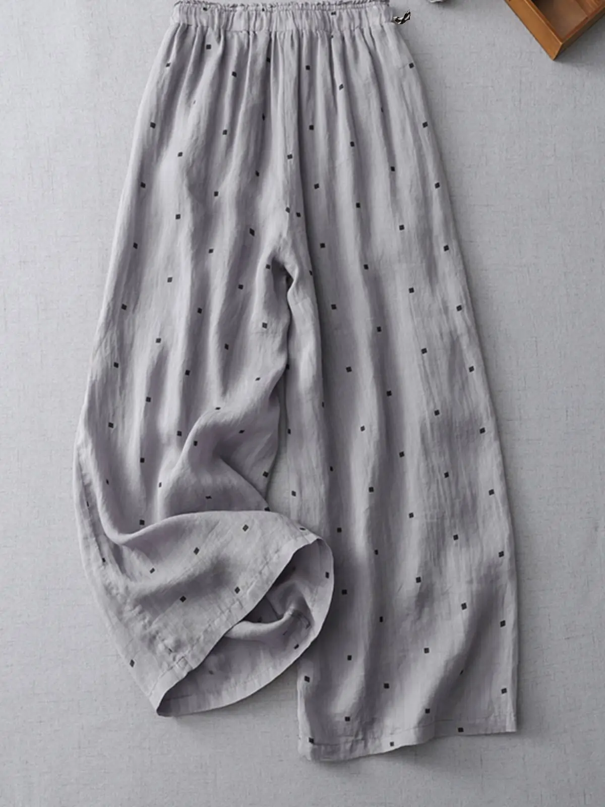 パンツ レディース 韓国 夏 シフォン アウトドア プリーツ 流れるような ドット柄 リゾート 格子柄 軽量 オールマッチ Kpop トレンディ ユニーク ラベル付き