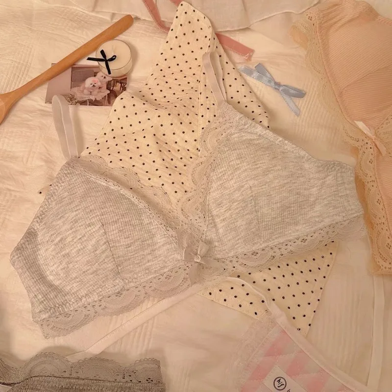 Thumbnail 4 - #77 Push-Up Lace Bras List of Top Picks