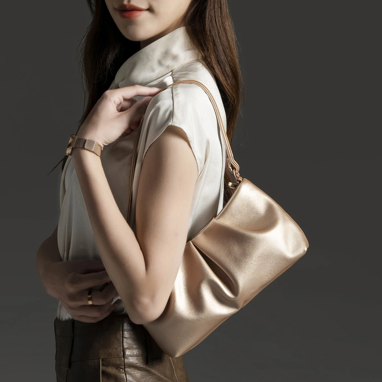 Designer-Geldbörsen und Handtasche, Umhängetasche, Geldbörse, Damentasche, Hochzeit, Abend, Clutch, Partytasche, goldene Tasche – Detail 3
