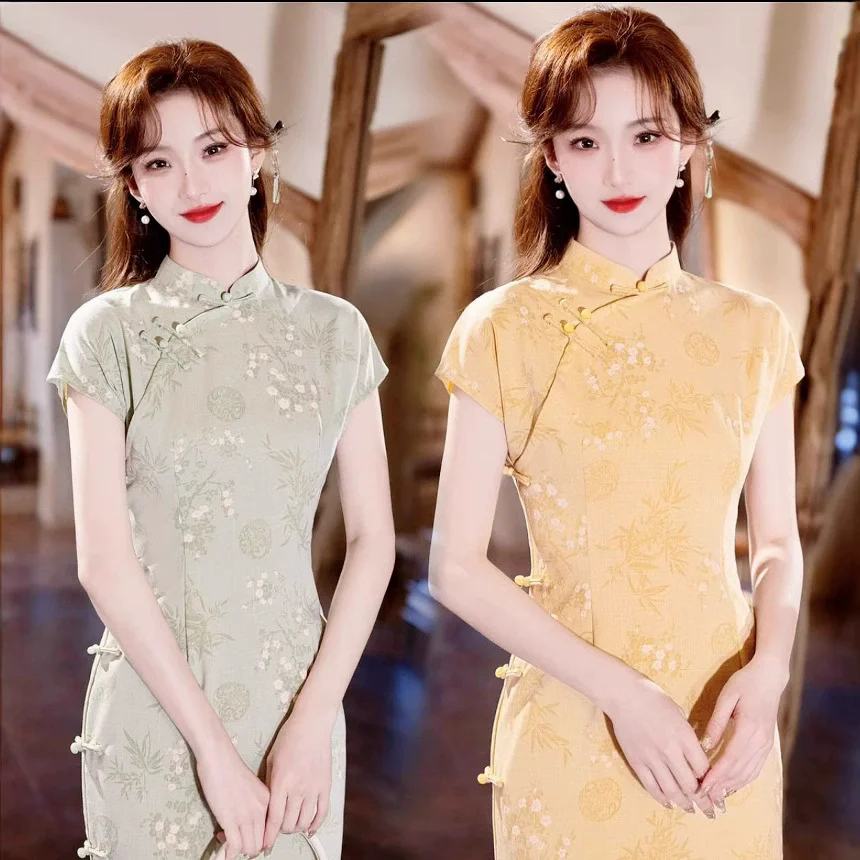 

2025 Summer New Green Cheongsam Improved Young Style Starry Sky Embossed Cotton Linen Qipao Dress