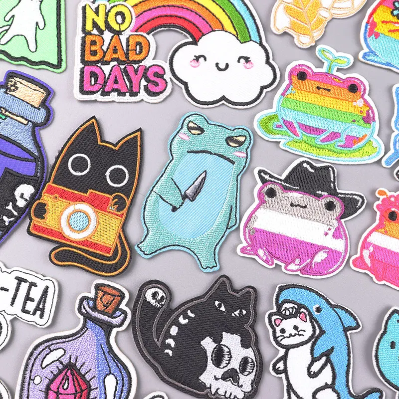 

Cute Frog Embroidered Patches For Clothing Fusible/Embroidery Patch Iron On Patches DIY Clothes Accessories Cartoon Patch