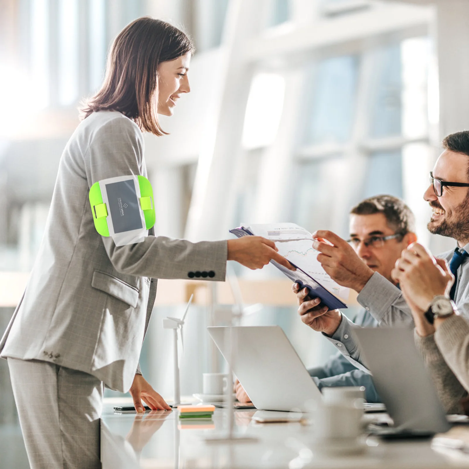 

2pcs Id Card Arm Holder Adjustable Security Badge Holders For Work Bus Cards Pvc Nylon Reusable Badge Arm Band