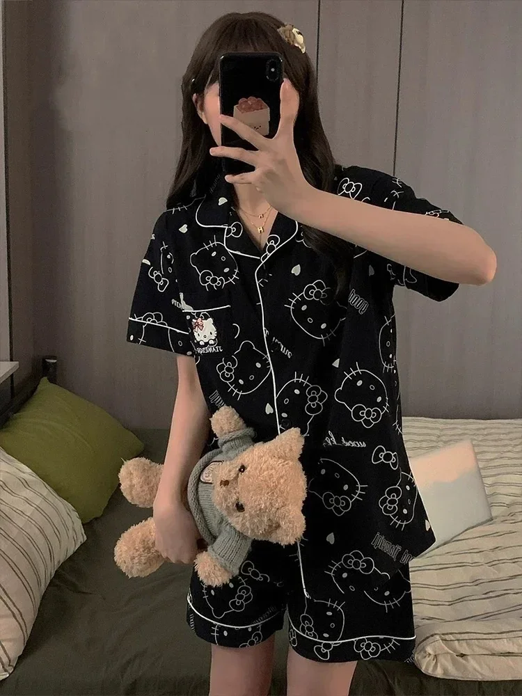 

2 шт./компл., пижамный комплект «Hello Kitty», студенческая домашняя одежда в стиле аниме, кавайная милая домашняя одежда для девочек, рубашка, шорты, комплект, свободная одежда для сна с героями мультфильмов