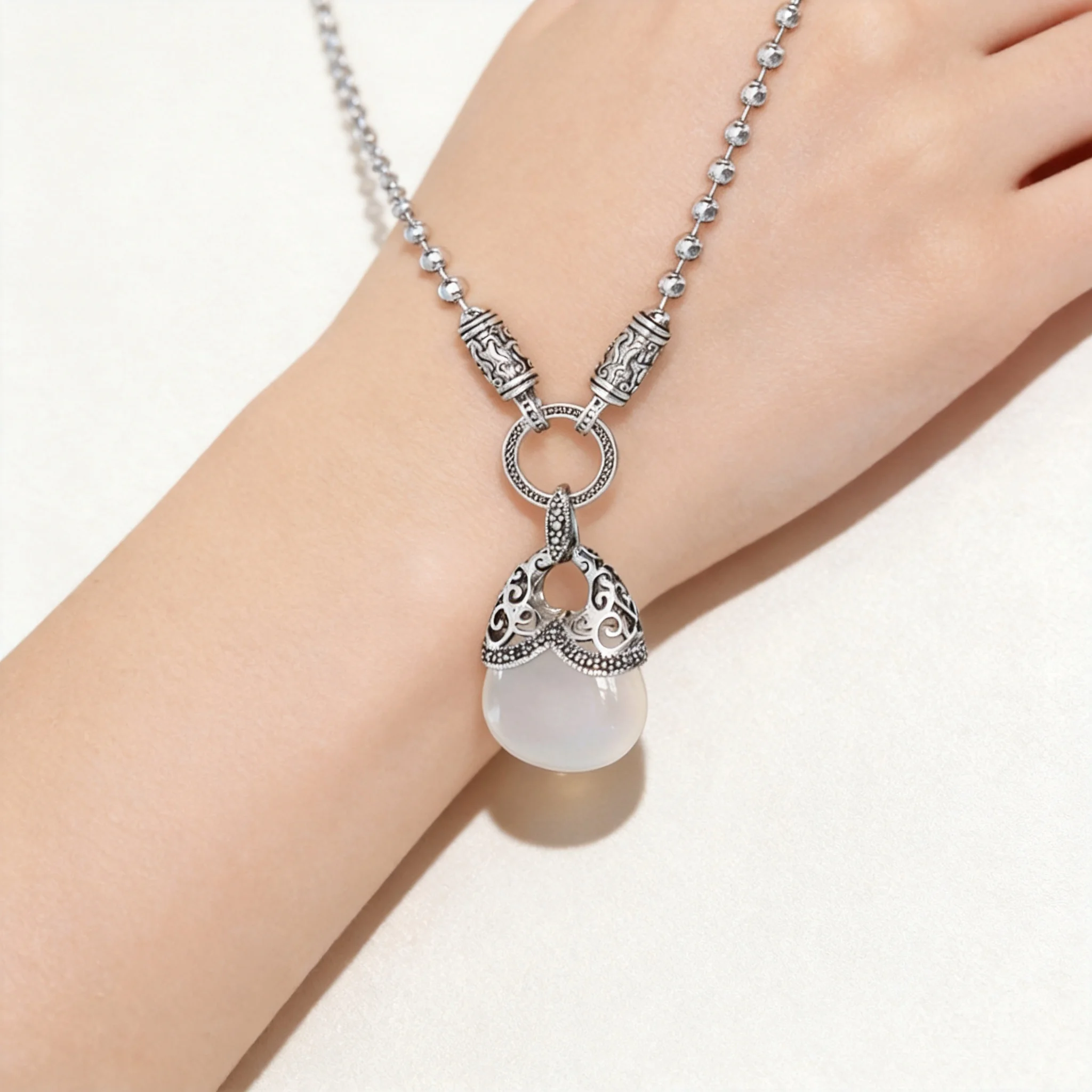 Chinese Style Good Luck Fortune Blessing Money Bag Pendant Long Sweater Chain Vintage Tang Grass Pattern Agate Ethnic Jewelry
