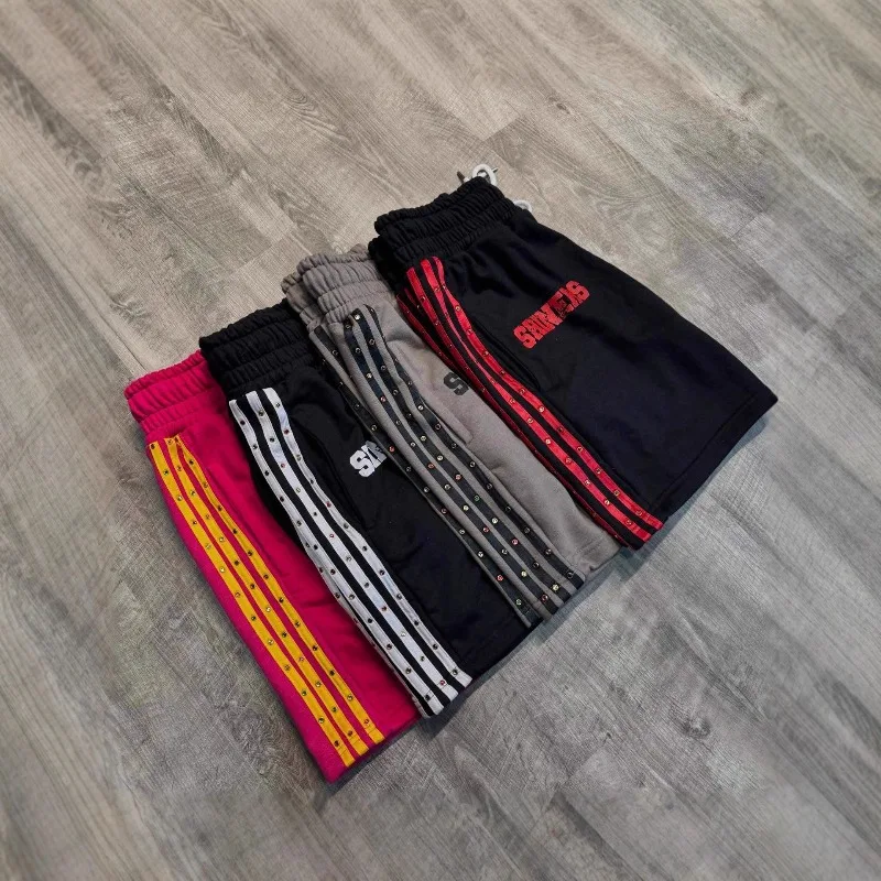 

Мужские шорты Y2K с принтом букв и цифр, в полоску, в стиле High Street Fashion, свободные шорты-багги, мужская одежда, Essentials