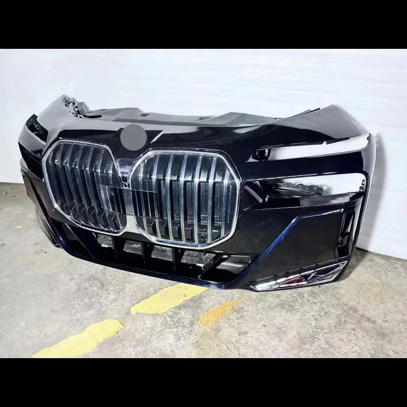 For BMW 7 Series G70 735Li M-Version (2023): Limited Time Wholesale Used Front Bumper Plastic Accessories