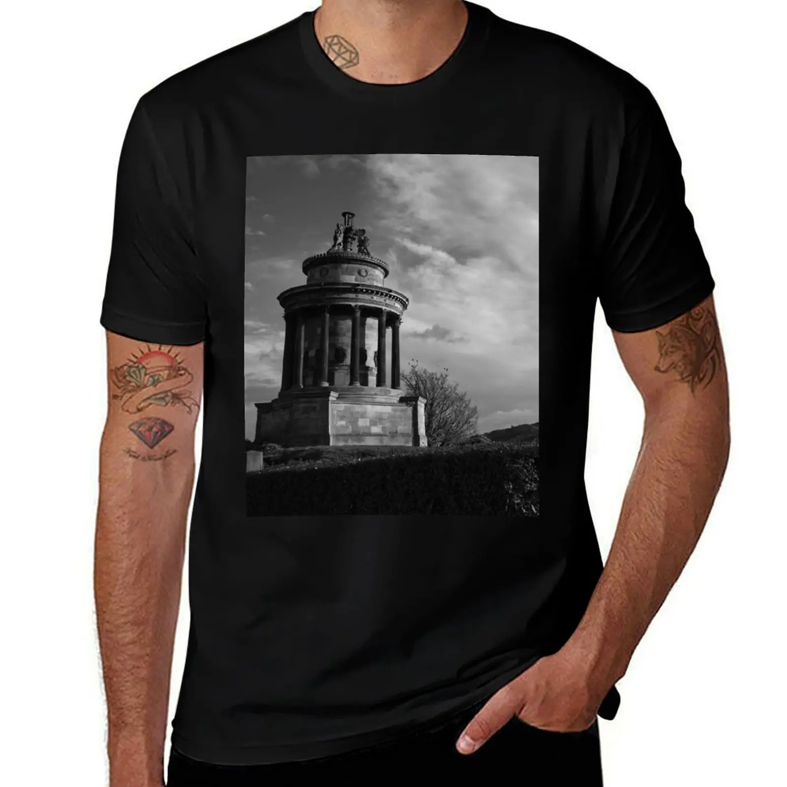 Burns Monument in black and white T-Shirt Summer Print Short Sleeve Tee T-Shirt