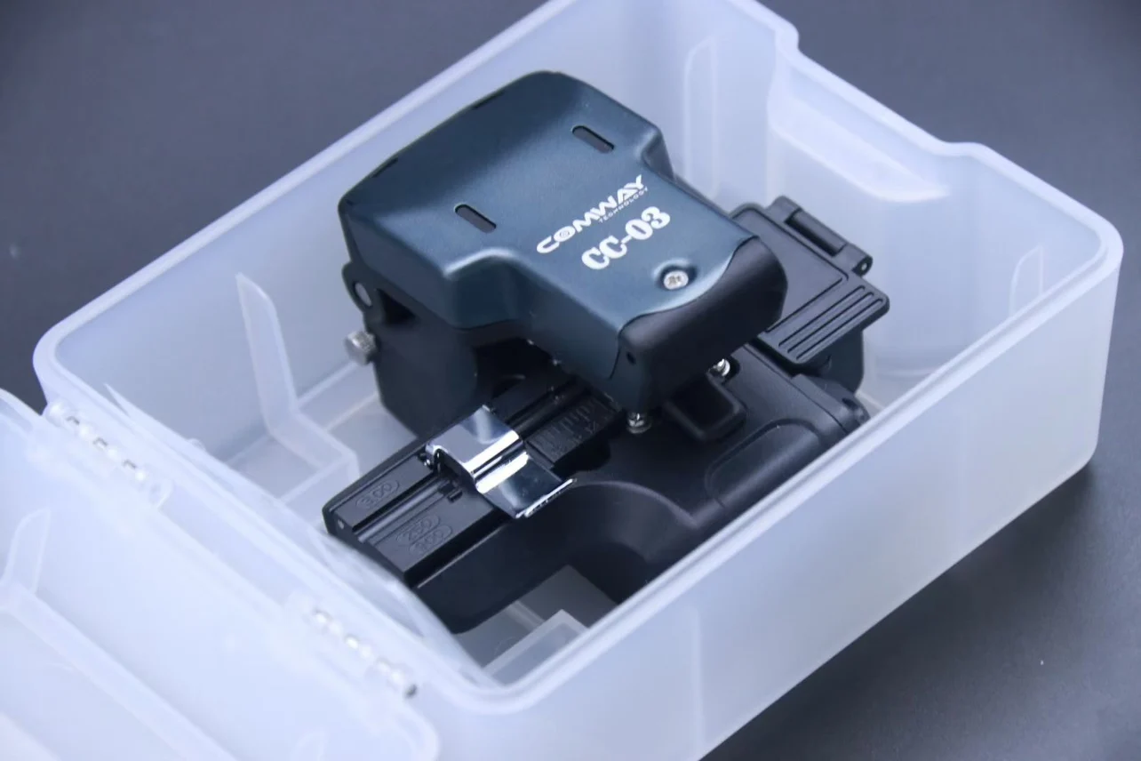 Comway CC-03 One-Step Premium Fiber Cleaver With Auto-Rotating Blade