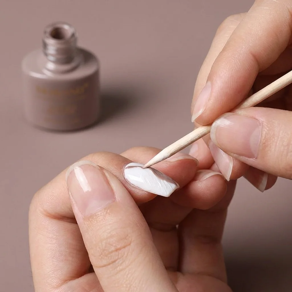 Disposable Wooden Micro Bud Swabs 100pcs Lint Free Mini Brush Eyelash Extension Glue Remover Makeup Beauty Tools