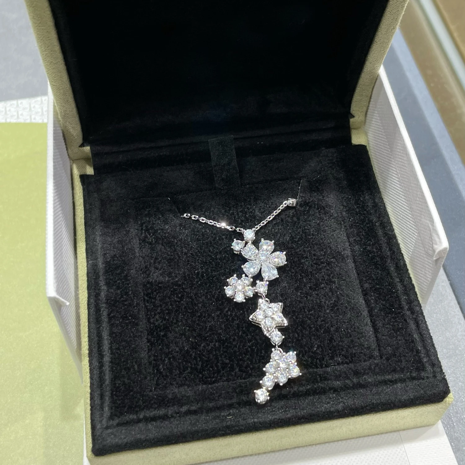 

Роскошное ожерелье, женское брендовое дизайнерское элегантное колье-цепочка с подвеской, высокое качество, модные очаровательные женские украшения