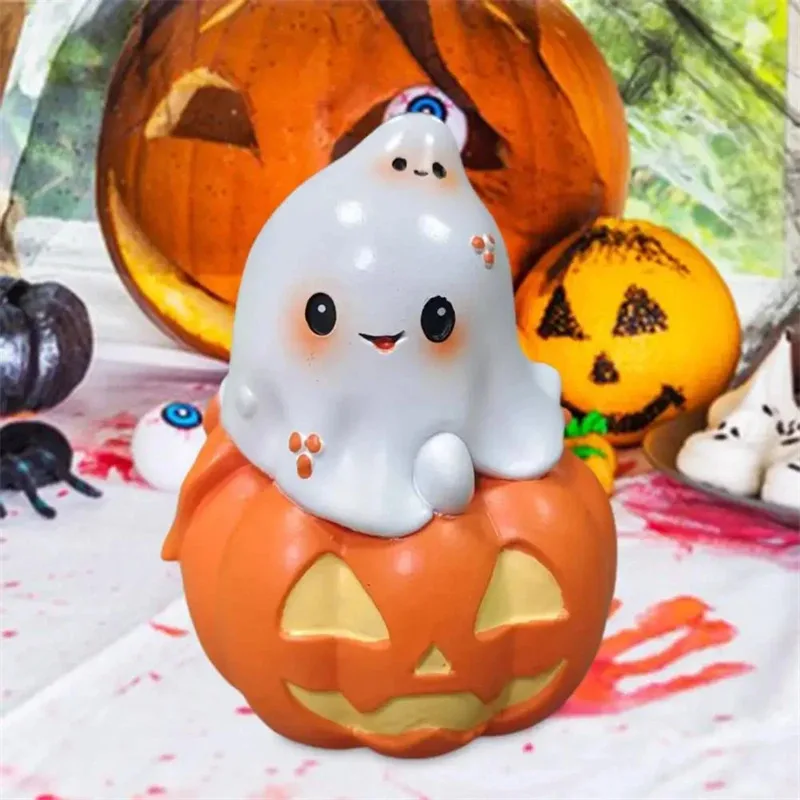

TOPLIVING Spooky Cartoon Ghost Statue Sculpture Halloween Decor Ideal For Home Office Desktop Bookshelf Living Room Festive Holi