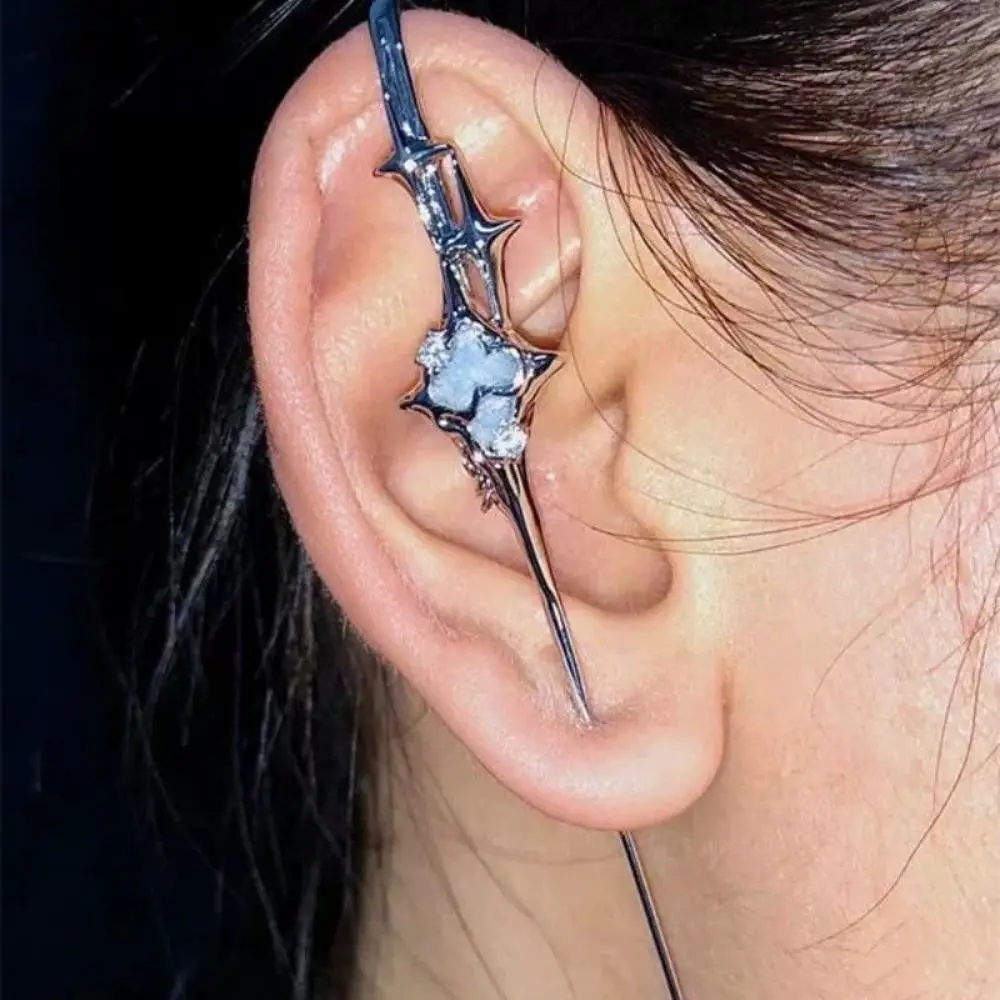 

Geometric Four-Pointed Star Earrings Temperament Punk Puncture Ear Needle Advanced Hip Hop Metal Piercing Ear Bridge Gift