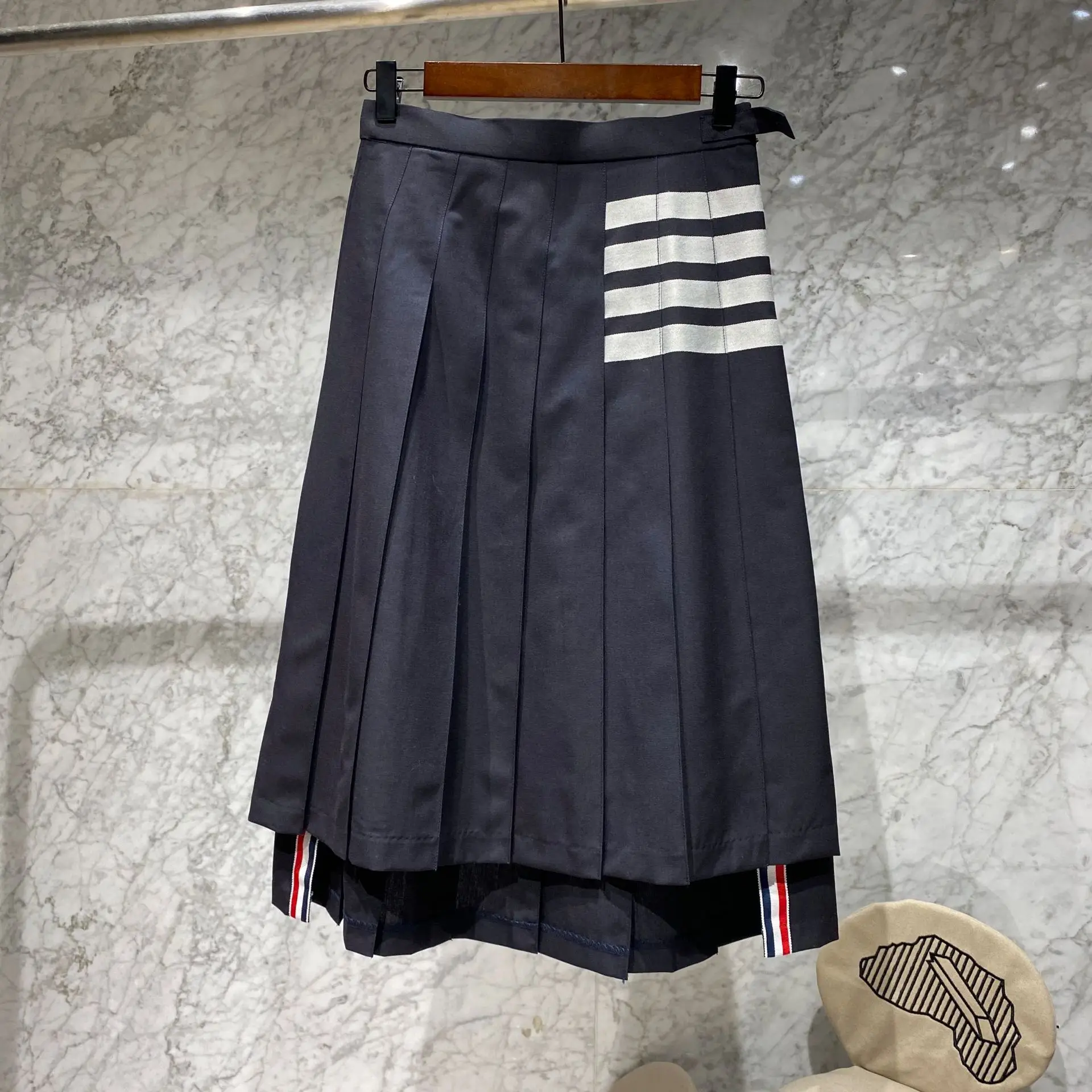 New Spring Korean Fashion Women Skirt Tb White Four Bars Midi Pleated Faldas Largas College Classic Striped Long Jupe Mujer