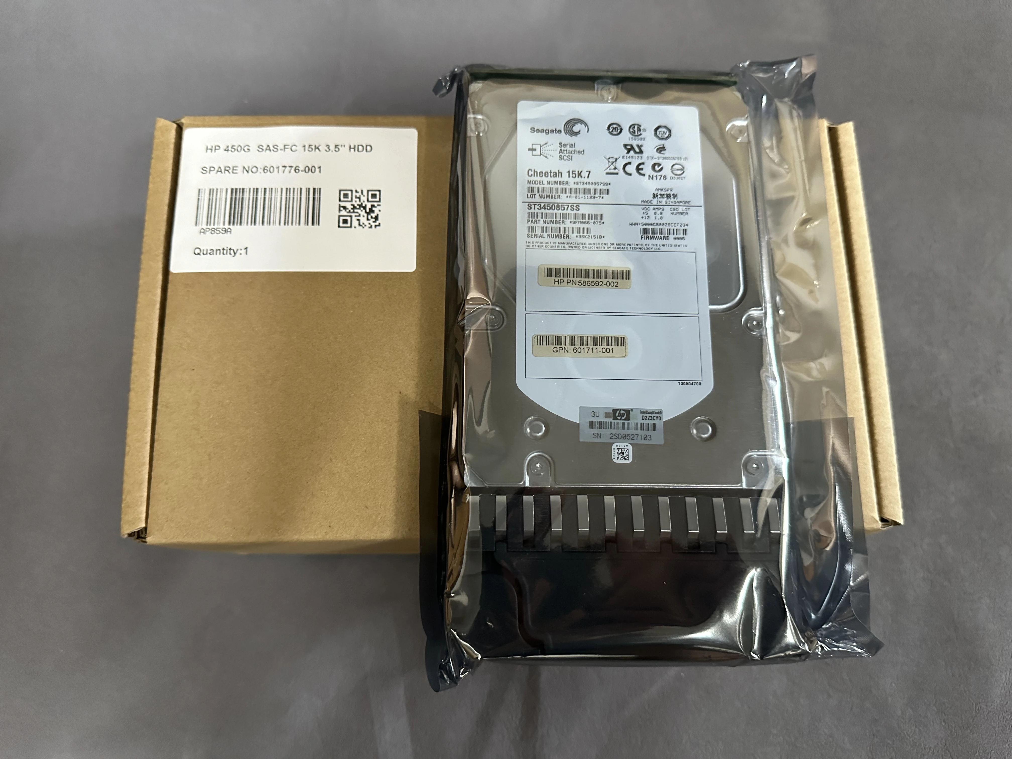 586592-002  601711-001 450GB 15000RPM SAS 6Gb/s 3.5-Inch Hard Drive